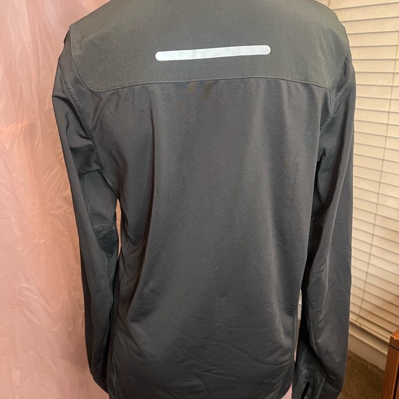 Nike running, Nike element Gray Pullover with Blue Accents and reflector’s. - Picture 3 of 5